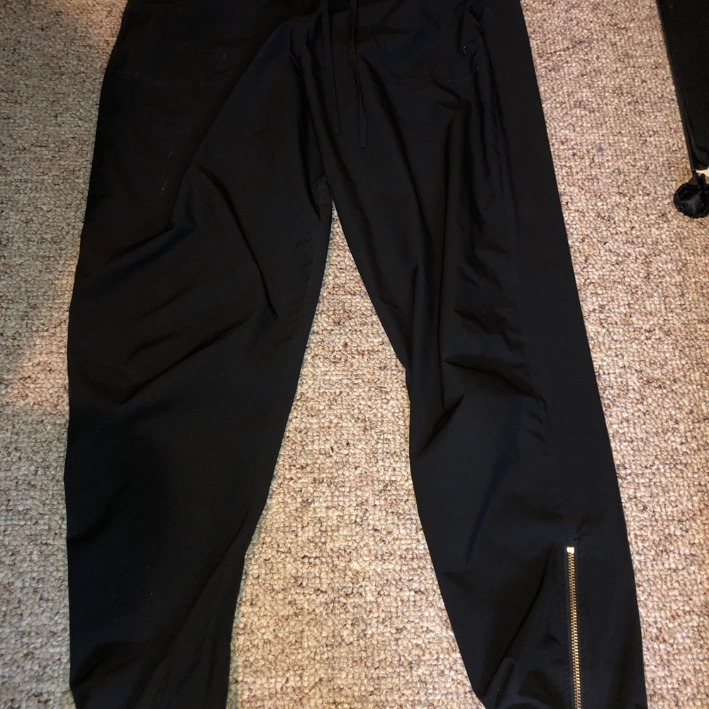 Albion fit jetsetters/ joggers